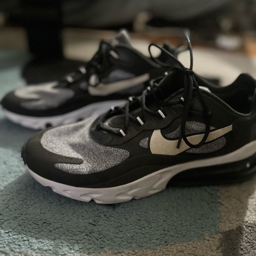 Mens Black and White Sneaker